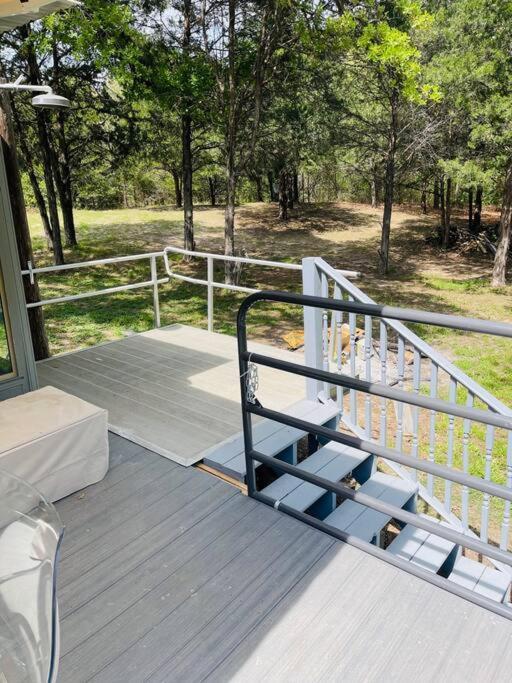 Bastrop Tiny Disc Golf Retreat Villa Exterior photo